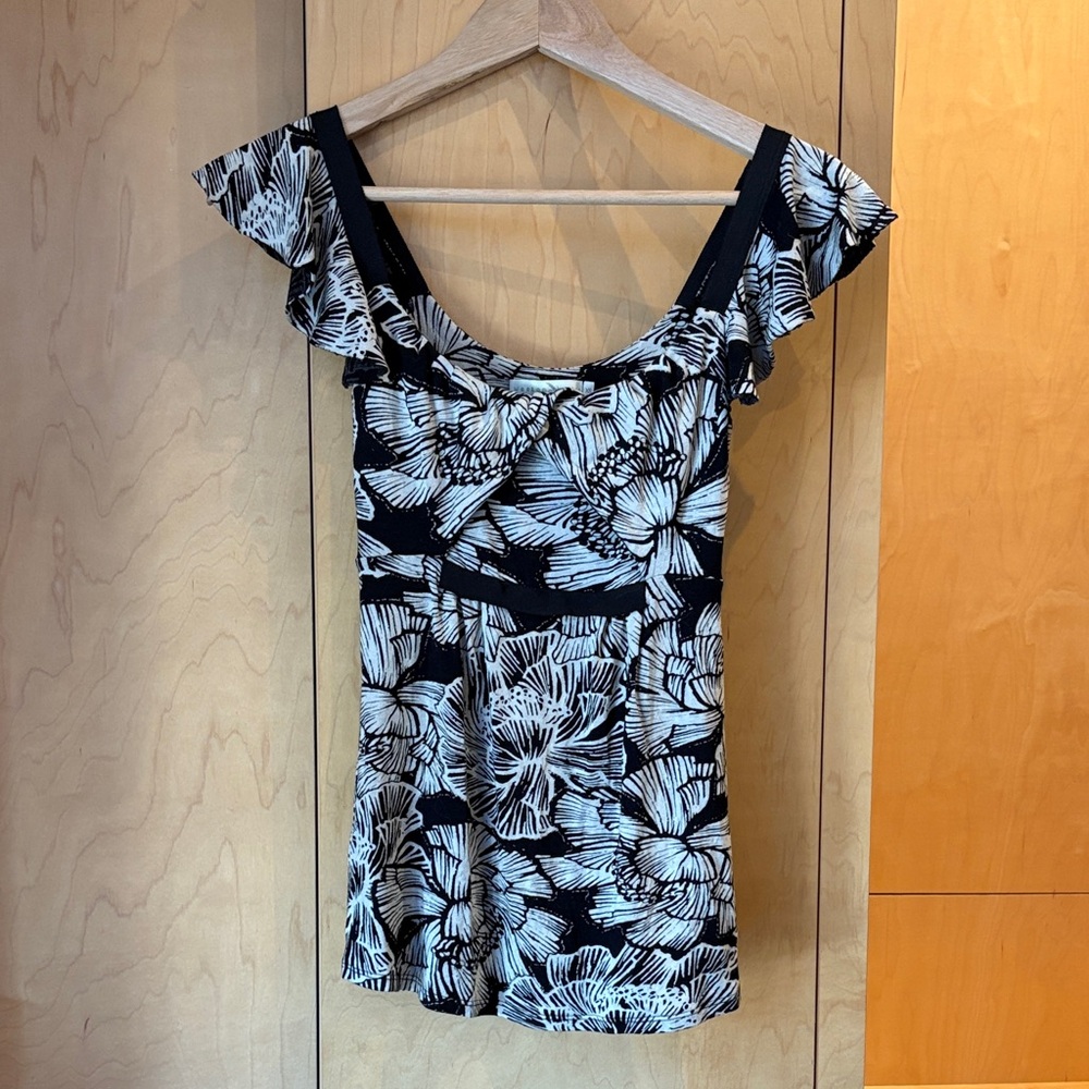Floral Ruffle Sleeve Top